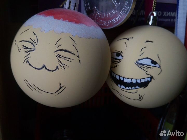 Роспись новогодних шариков на ёлку