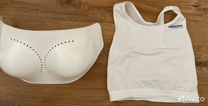 Женский фехтовальный протектор Ulhmann