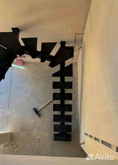 Металлокаркас для лестницы 