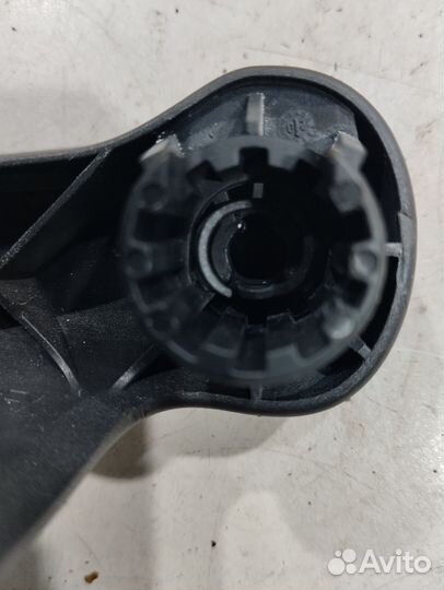 Ручка открывания капота (Audi Q5 Sportback FY)