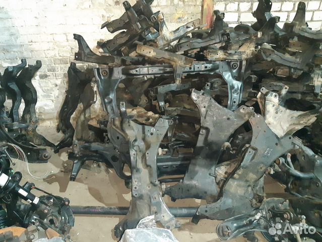 Подрамник (балка подмоторная) Ланцер 9 оригинал