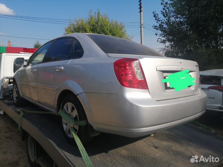 Шевроле Лачетти / Джентра много запчастей на выбор