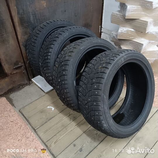 Dunlop SP Winter Ice 02 245/40 R18