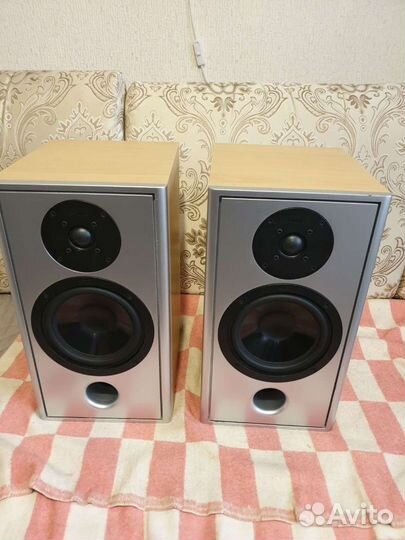 Колонки Canton LE 103