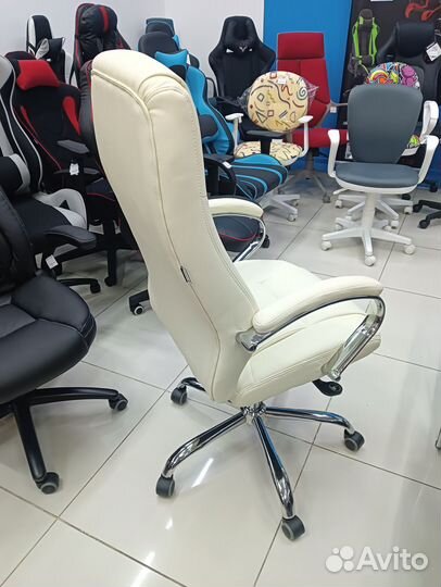 Кресло для руководителя экокожа крем