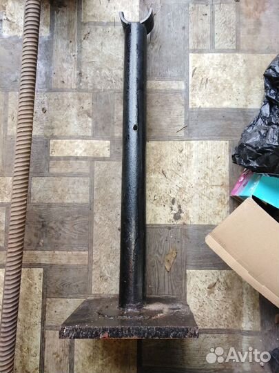 Лавка для жима лежа со стойками и штангой самодель