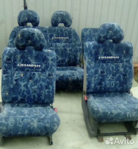 Передние сиденья для Mitsubishi Delica