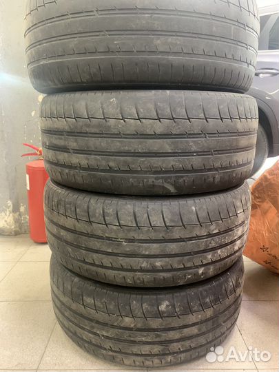 Triangle TH201 255/40 R19