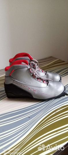 Лыжные ботинки marax