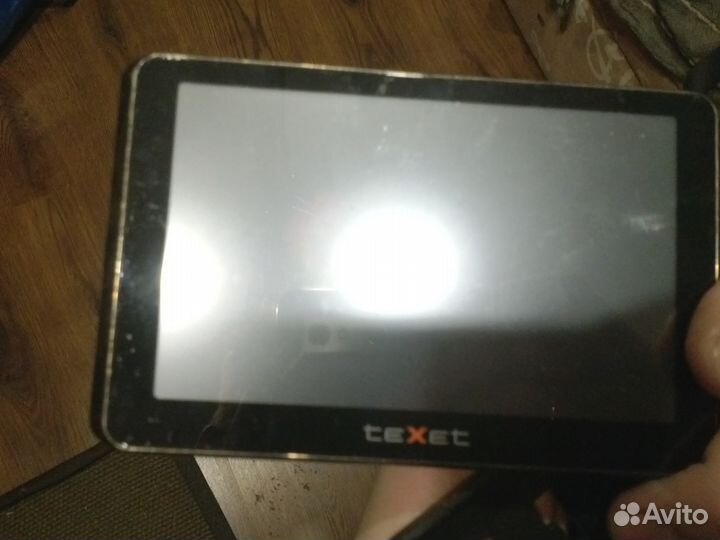 GPS навигатор tEXEt TN-770TV