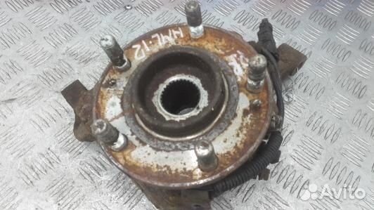 Ступица передняя правая hyundai santa FE 2 (HML12N