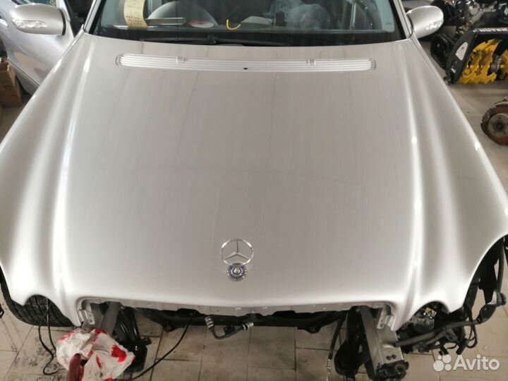 Капот Мерседес Бенз w211