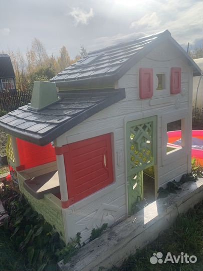 Продам игровой домик Smoby