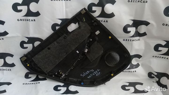 Обшивка двери зад.правой Solaris 2010- /833404L020