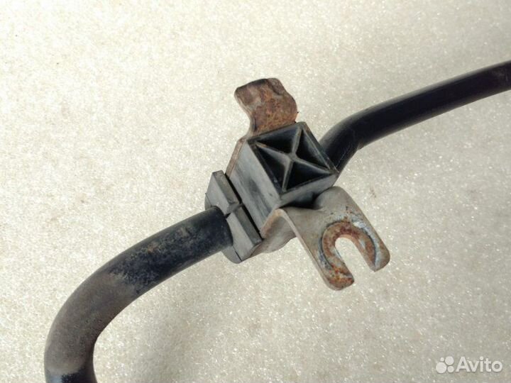 Стабилизатор передний Nissan Micra K12 CR12DE 2009