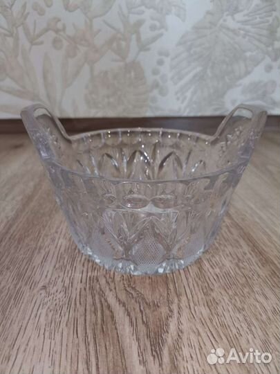 Салатник хрустальный новый