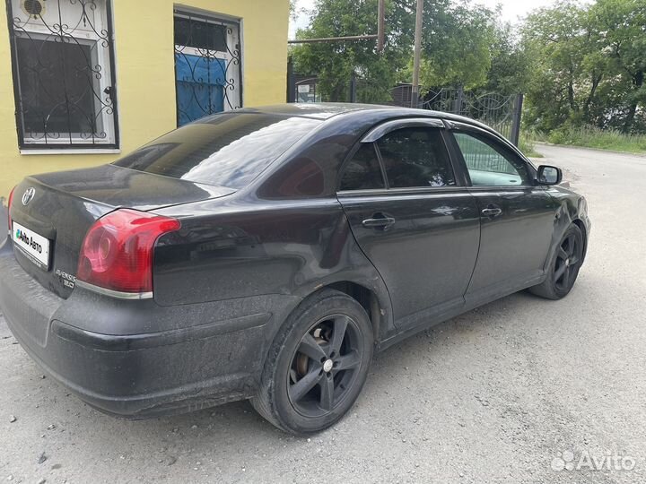 Toyota Avensis 2.0 AT, 2004, 90 000 км