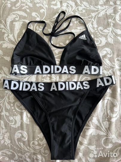 Купальник adidas новый (р 48)