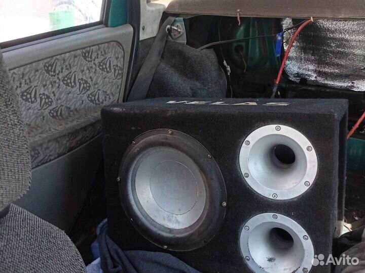 Активный сабвуфер