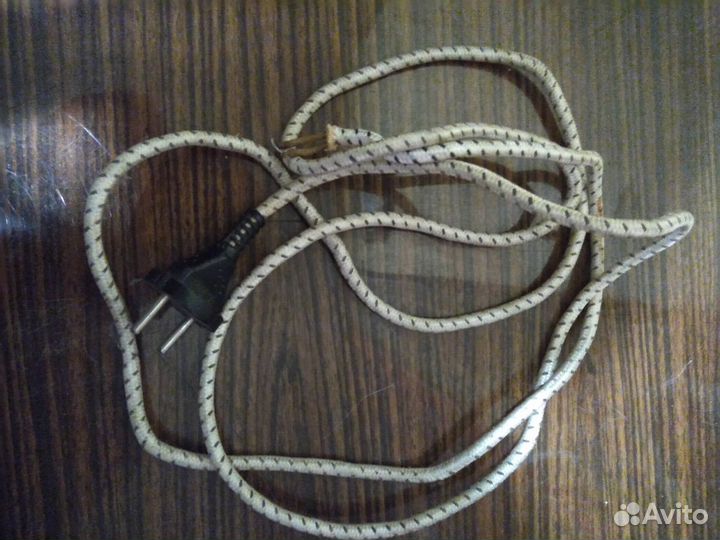 Разные шнуры для электроприборов