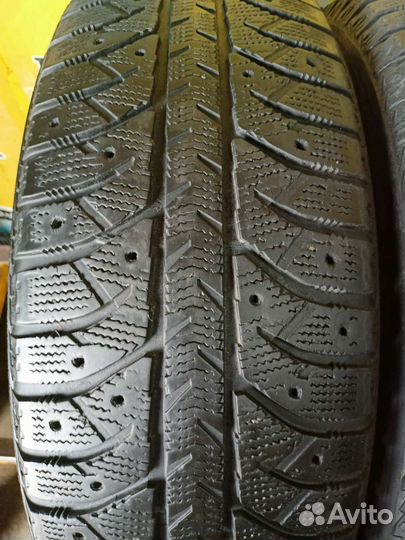 Bridgestone Ice Cruiser 7000 235/65 R17 108T