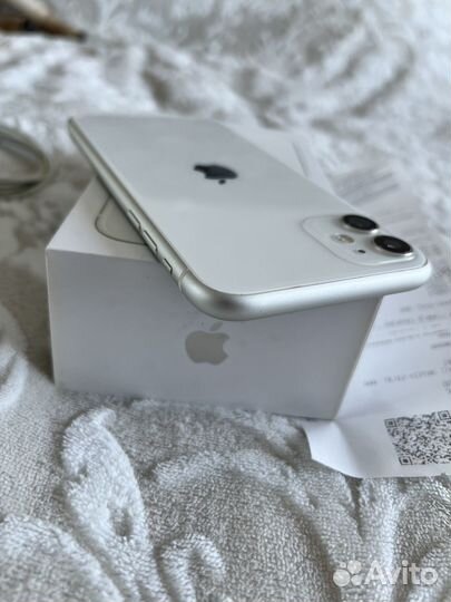 iPhone 11, 256 ГБ