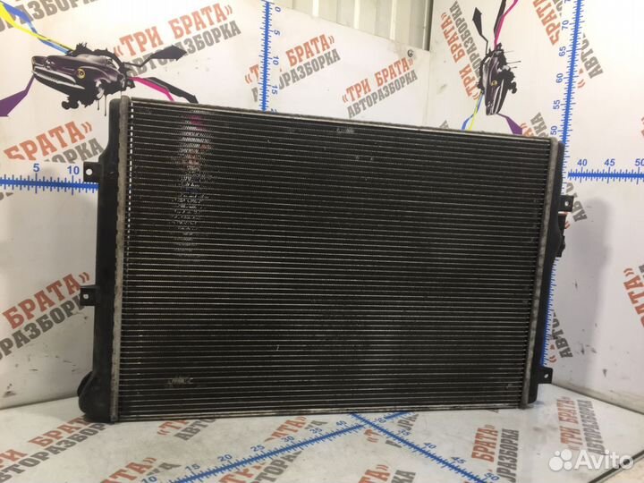 Фольксваген Пассат Радиатор охлаждающей жидкости