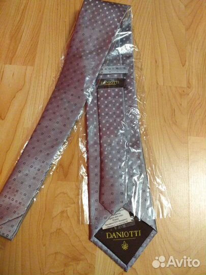 Галстук новый Италия