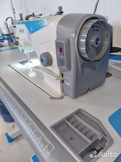 Швейная машина