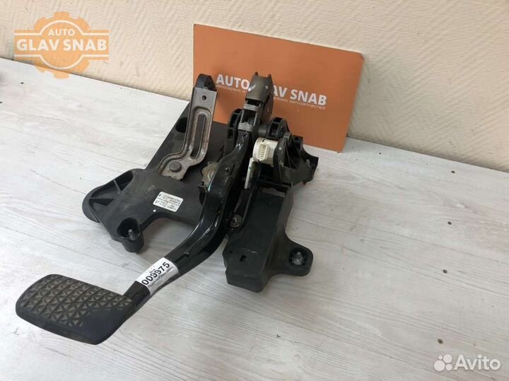 Педальный узел (АКПП) Opel Mokka