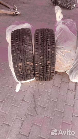 Dunlop SP Winter Ice 01 205/55 R16 94