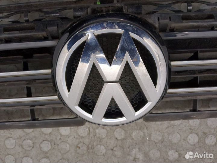 Решетка радиатора Volkswagen Caddy, 2010