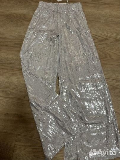 Брюки с пайетками