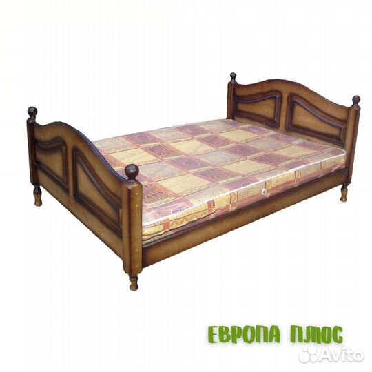 Кровать из массива дерева. Европа. мо