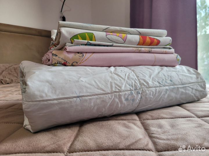 Детское постельное бельё и одеяло 110125
