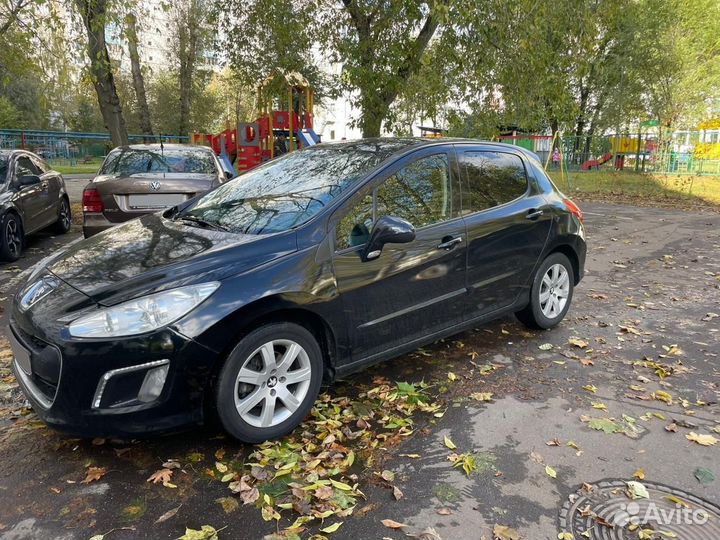 Peugeot 308 1.6 AT, 2011, 170 000 км