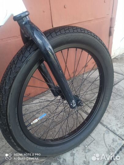 Трюковой велосипед BMX