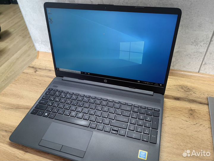 Ноутбук HP Laptop 15-dw1045ur