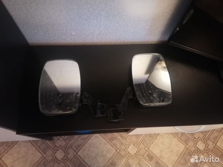 Зеркала на буханку, УАЗ