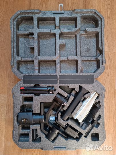 Стабилизатор DJI Ronin S