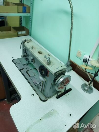 Промышленная швейная машина 862 класса