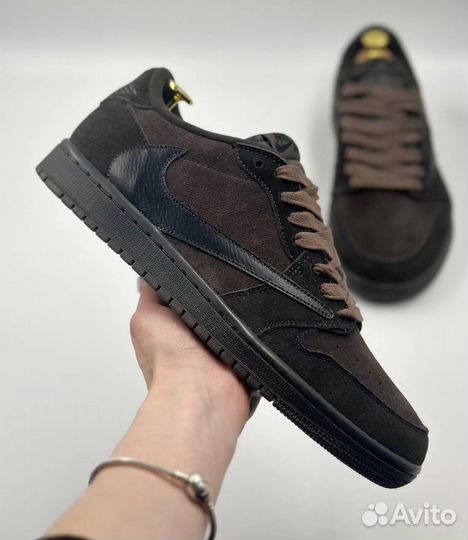 Кроссовки Nike Air Jordan 1