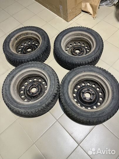 Зимние колеса Nokian Nordman 5 185/65R15 шип