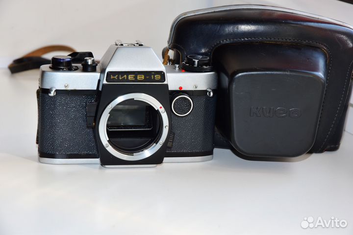 Киев-19 зеркальный пленочный фотоаппарат body