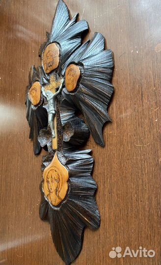 Крест из дерева