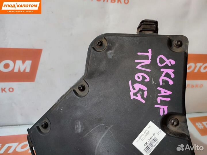 Корпус воздушногo фильтра правый Audi A4 B8/8K