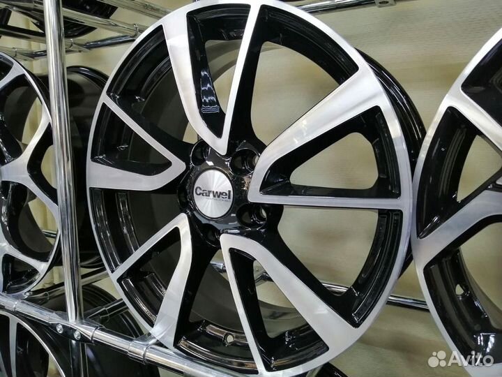 Диск литой Carwel Кадам 7x17 5x114.3 ET45 DIA67.1