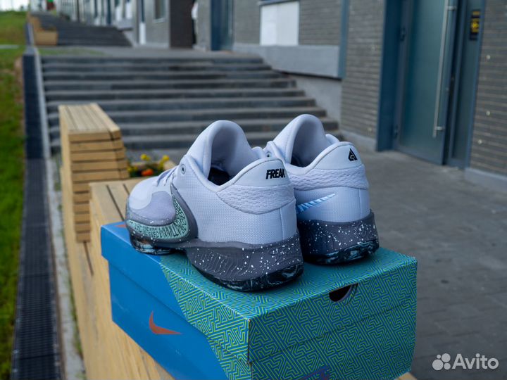 Кроссовки nike zoom freak