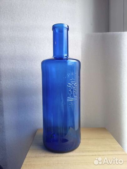 Бутылка, бутыль, банка стекло сине-голубое