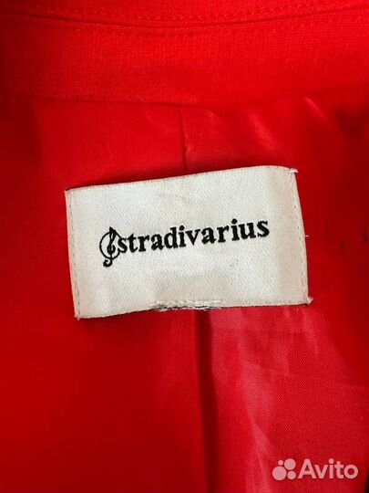 Пиджак женский Stradivarius